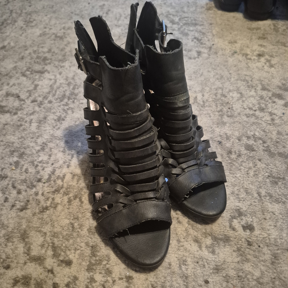 Maurices Black Cutout Heeled Sandals - Picture 2 of 5